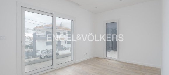 4 Schlafzimmer Haus in Corroios, Portugal, Nr. 14226 26