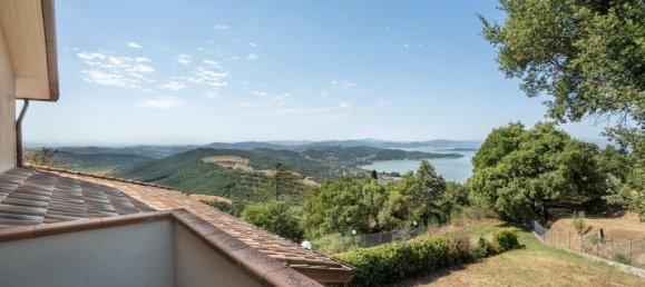 4 bedrooms Villa in Passignano sul Trasimeno, Italy No. 55666 22