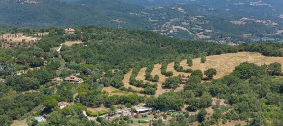 4 bedrooms Villa in Passignano sul Trasimeno, Italy No. 55666 8