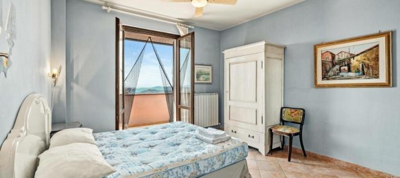 4 bedrooms Villa in Passignano sul Trasimeno, Italy No. 55666 25