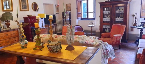 Edificio en San Casciano dei Bagni, Italy 598 m² No. 230172 4