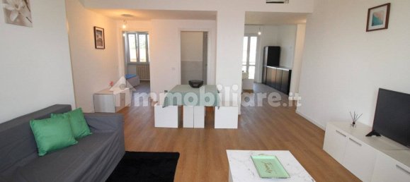 Apartamento T2 em Biassono, Italy N.º 341501 2