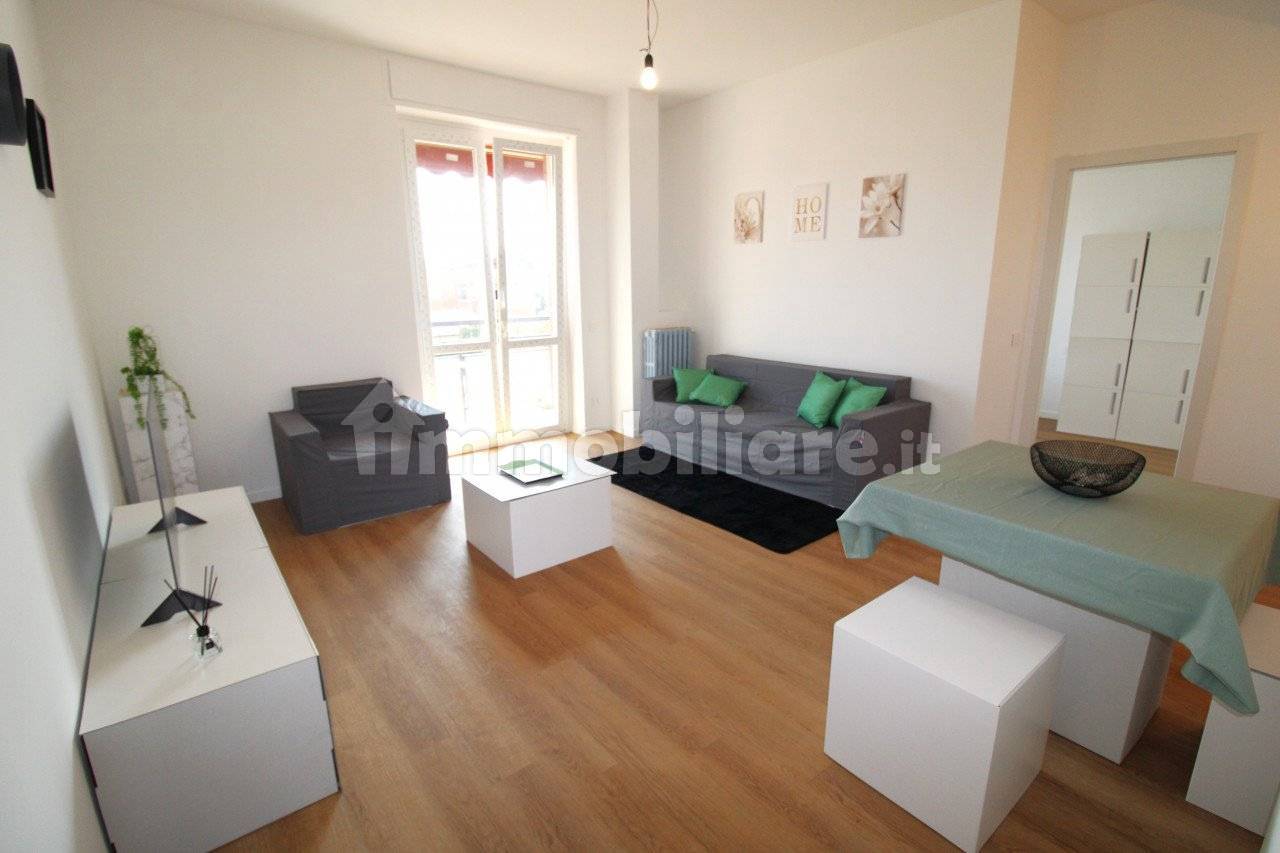 Apartamento T2 em Biassono, Italy N.º 341501
