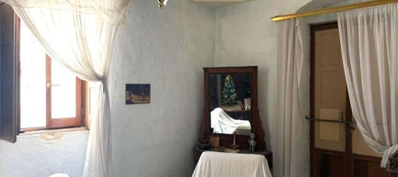 Дом с 4 спальнями в Каровиньо, Италия № 380625 8