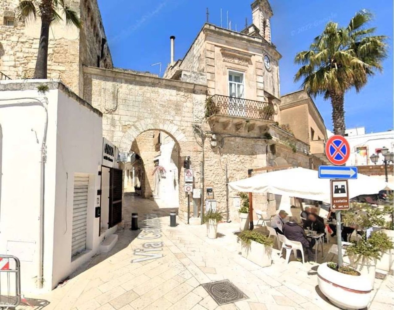 Дом с 4 спальнями в Каровиньо, Италия № 380625