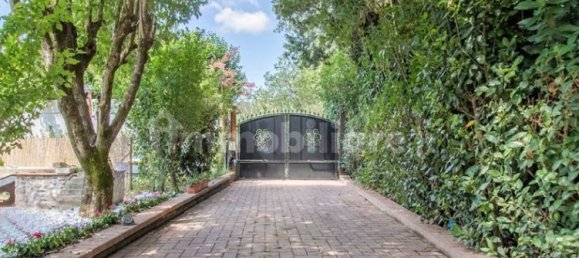 3 bedrooms Villa in Montespertoli, Italy No. 331167 5