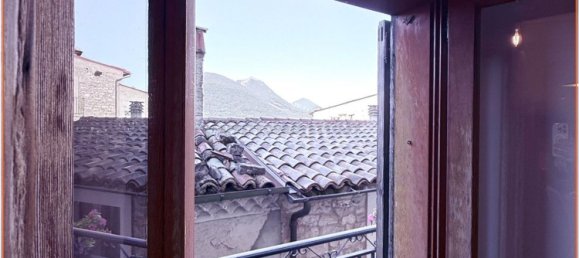 5 bedrooms House in Barrea, Italy No. 340530 9