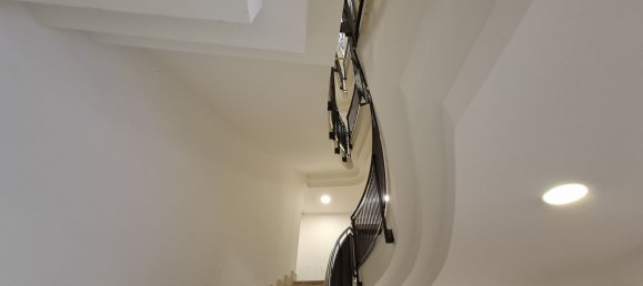 3 bedrooms Apartment in Rome, Italy No. 377780 6