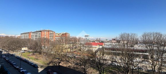 Apartamento de 2 habitaciónes en Turin, Italy No. 113504 10