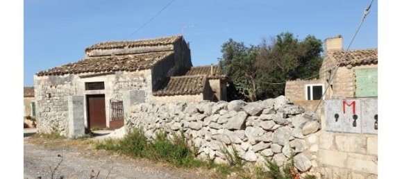 5 rooms House in Modica, Italy No. 253296 2