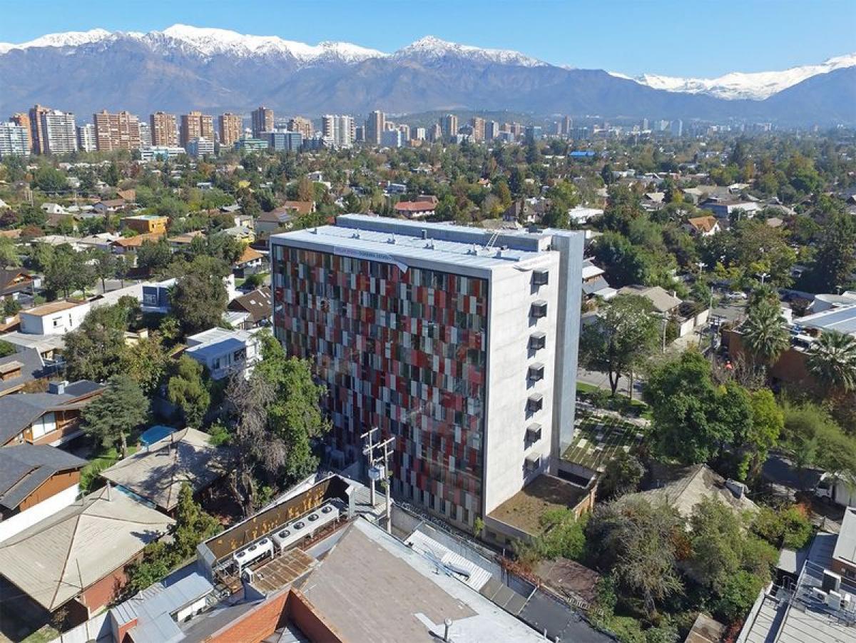  Office in Santiago, Chile No. 401