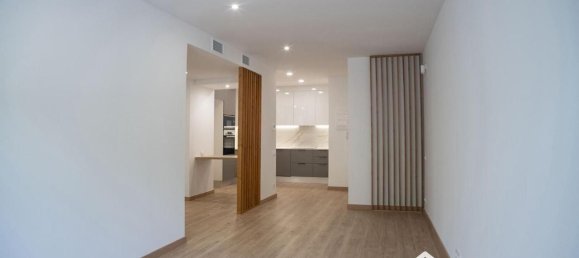 2 bedrooms Apartment in Sants-Montjuic, Spain No. 141818 20