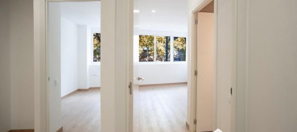 2 bedrooms Apartment in Sants-Montjuic, Spain No. 141818 9