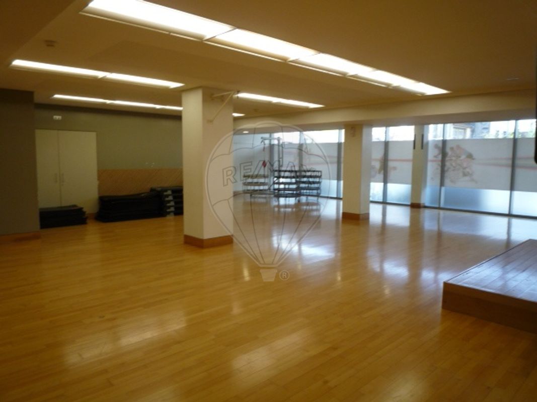 5136m² Commercial property in Porto, Portugal No. 50345