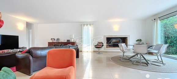 4 bedrooms House in Saint-Caprais-de-Bordeaux, France No. 348633 17