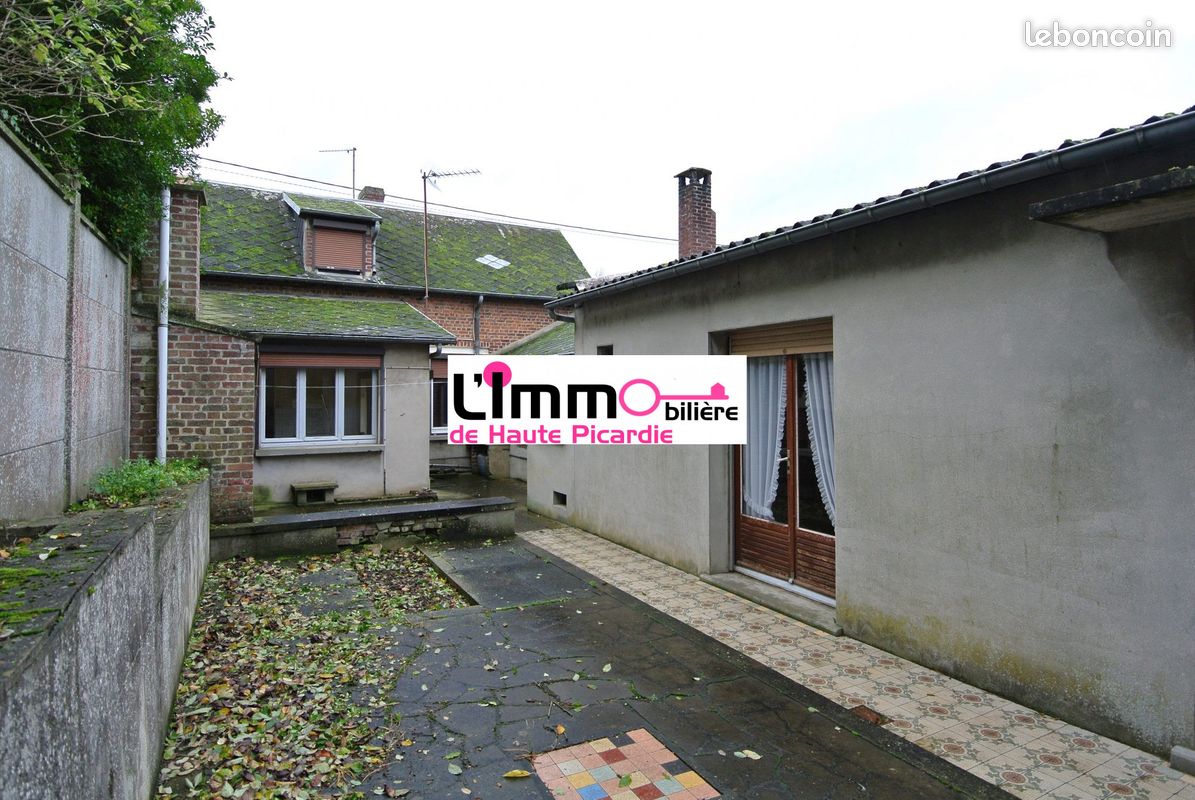 3 bedrooms House in Proyart, France No. 90933