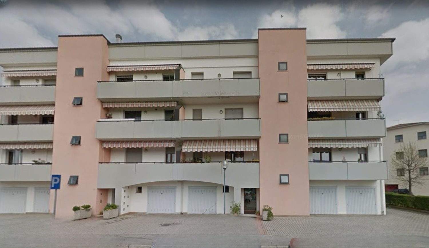 Dúplex de 6 habitaciónes en Maserà di Padova, Italy No. 11238
