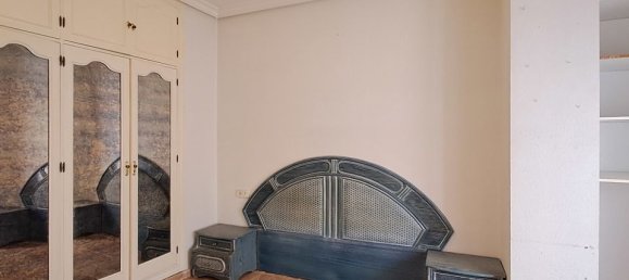 Apartamento de 5 dormitorios en Torrevieja, Spain No. 176278 24