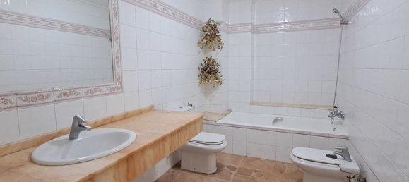 Apartamento de 5 dormitorios en Torrevieja, Spain No. 176278 11