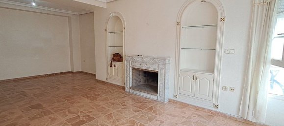 Apartamento de 5 dormitorios en Torrevieja, Spain No. 176278 2
