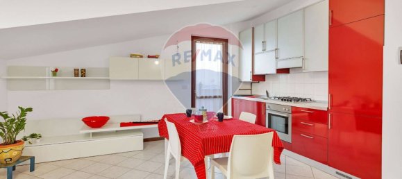 2 Schlafzimmer Penthouse in Carpiano, Italy, Nr. 358236 2