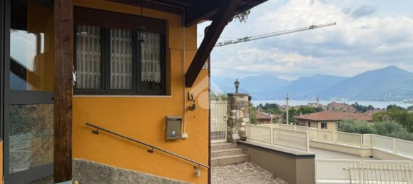 Casa de 4 habitaciónes en Iseo, Italy No. 309743 4