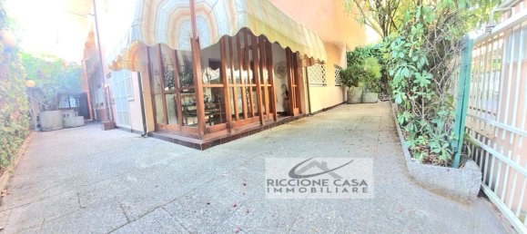 9 rooms House in Riccione, Italy No. 82075 4