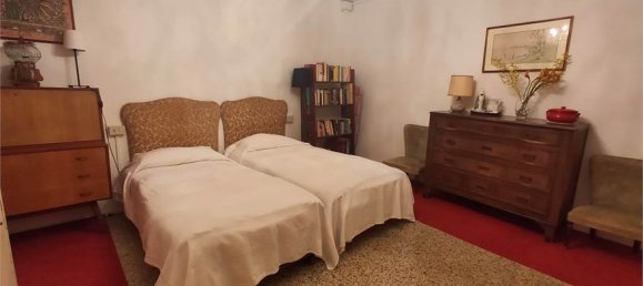 4 bedrooms Apartment in Venice, Italy No. 61720 26