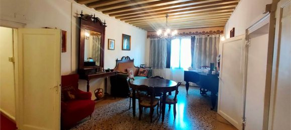 4 bedrooms Apartment in Venice, Italy No. 61720 18