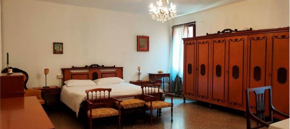 4 bedrooms Apartment in Venice, Italy No. 61720 32