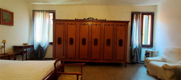 4 bedrooms Apartment in Venice, Italy No. 61720 28