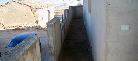 7 rooms House in Vittoria, Italy No. 200024 15