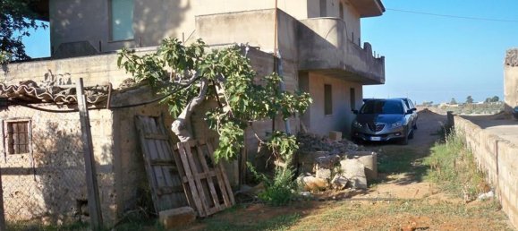 7 rooms House in Vittoria, Italy No. 200024 21