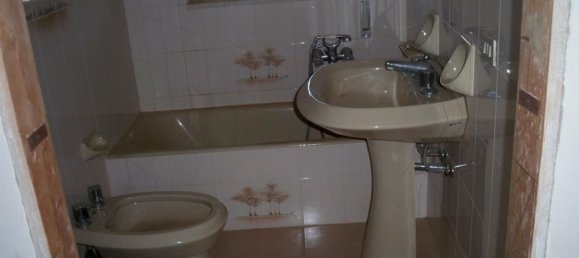 7 rooms House in Vittoria, Italy No. 200024 13