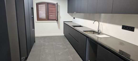 5 غرف نوم منزل في Vila Nova de Gaia, Portugal رقم 16747 30