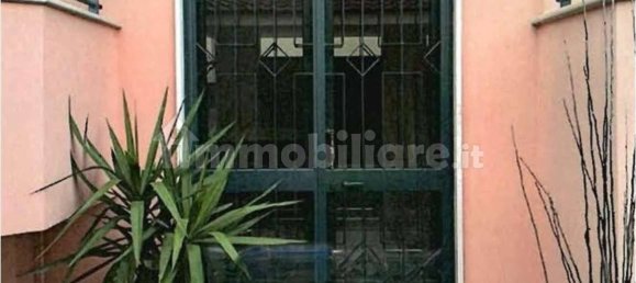 8 bedrooms House in Bari, Italy No. 282727 5