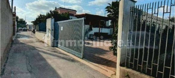 8 bedrooms House in Bari, Italy No. 282727 3