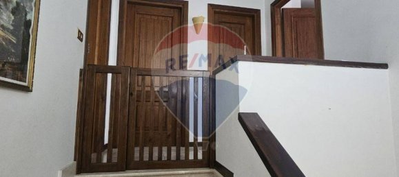 4 bedrooms House in Morcone, Italy No. 270464 28