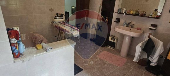 4 bedrooms House in Morcone, Italy No. 270464 41