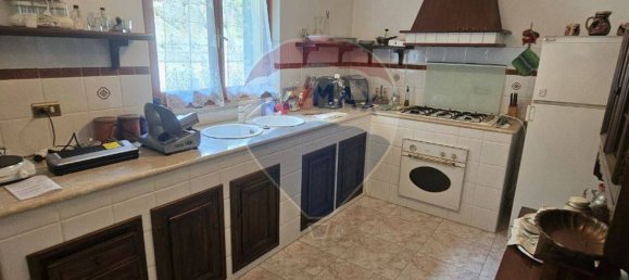 4 bedrooms House in Morcone, Italy No. 270464 26