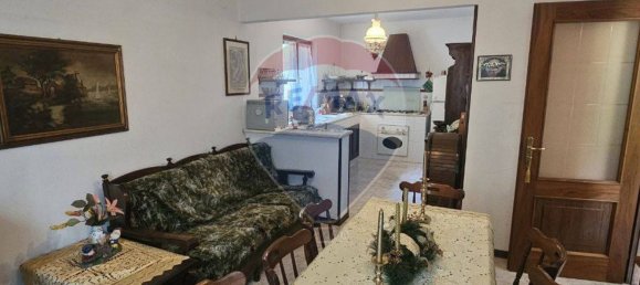 4 bedrooms House in Morcone, Italy No. 270464 23