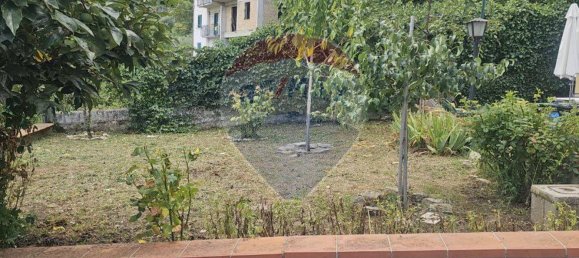 4 bedrooms House in Morcone, Italy No. 270464 3