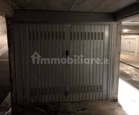 1-Zimmer Garage in Locate di Triulzi, Italy, Nr. 310209