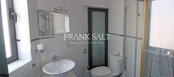 Apartamento T3 em Zabbar, Malta N.º 2572 11