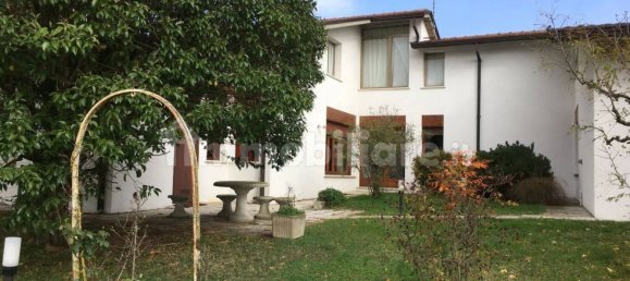 Villa T8 em Argenta, Italy N.º 223917 40