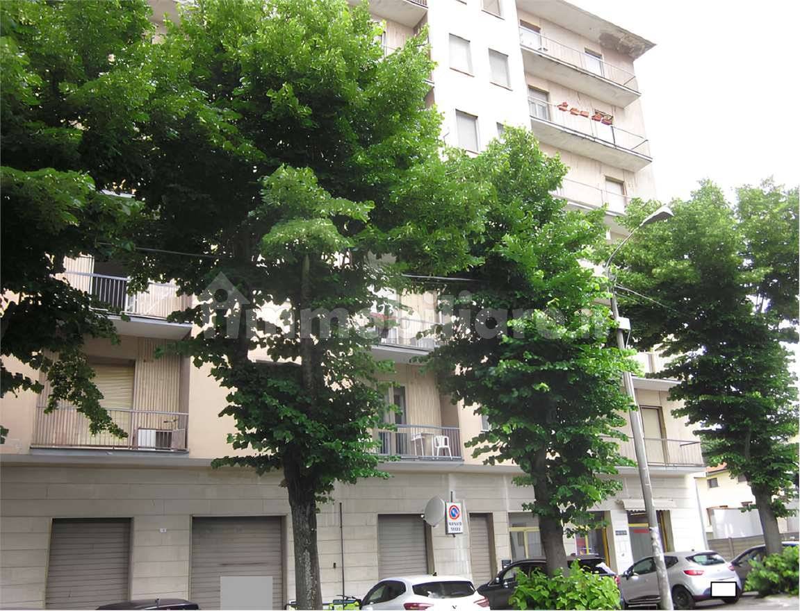 2-salle Appartement à Sannazzaro de' Burgondi, Italy No. 11579