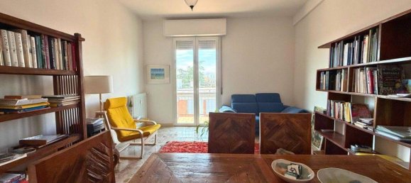 Apartamento de 4 habitaciónes en Reggio Emilia, Italy No. 35947 9