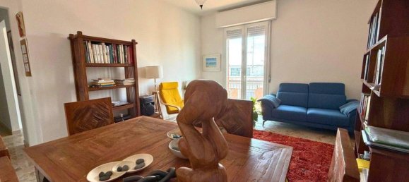 Apartamento de 4 habitaciónes en Reggio Emilia, Italy No. 35947 11