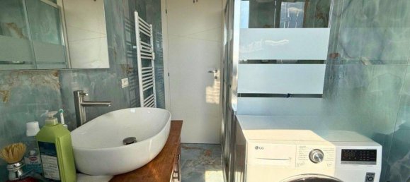 Apartamento de 4 habitaciónes en Reggio Emilia, Italy No. 35947 54