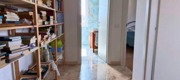 Apartamento de 4 habitaciónes en Reggio Emilia, Italy No. 35947 32